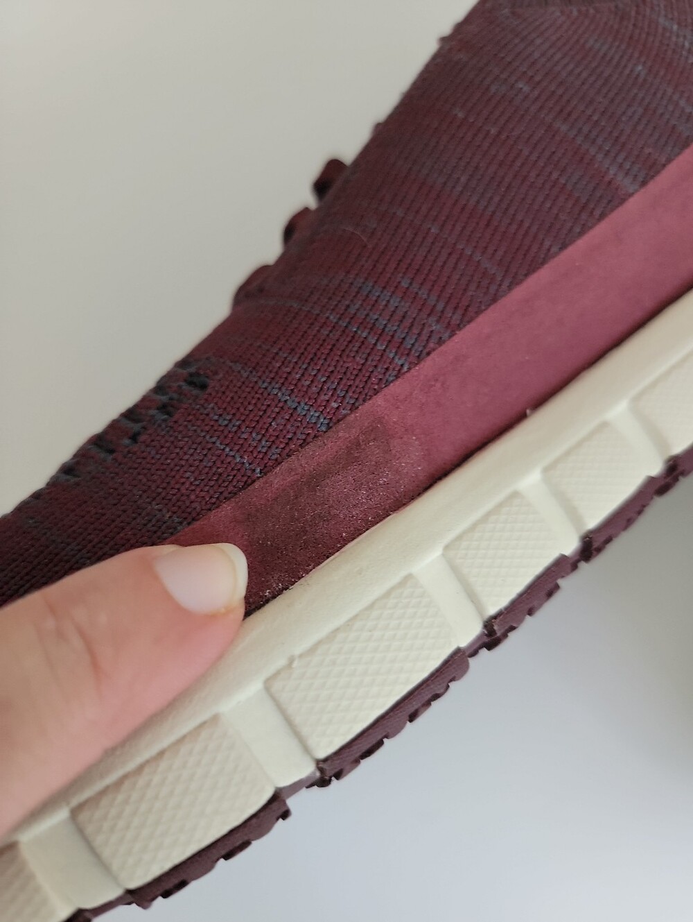Altra Men's Knit Sneakers - Burgundy with White Sole 9.5 - Picture 9 of 11